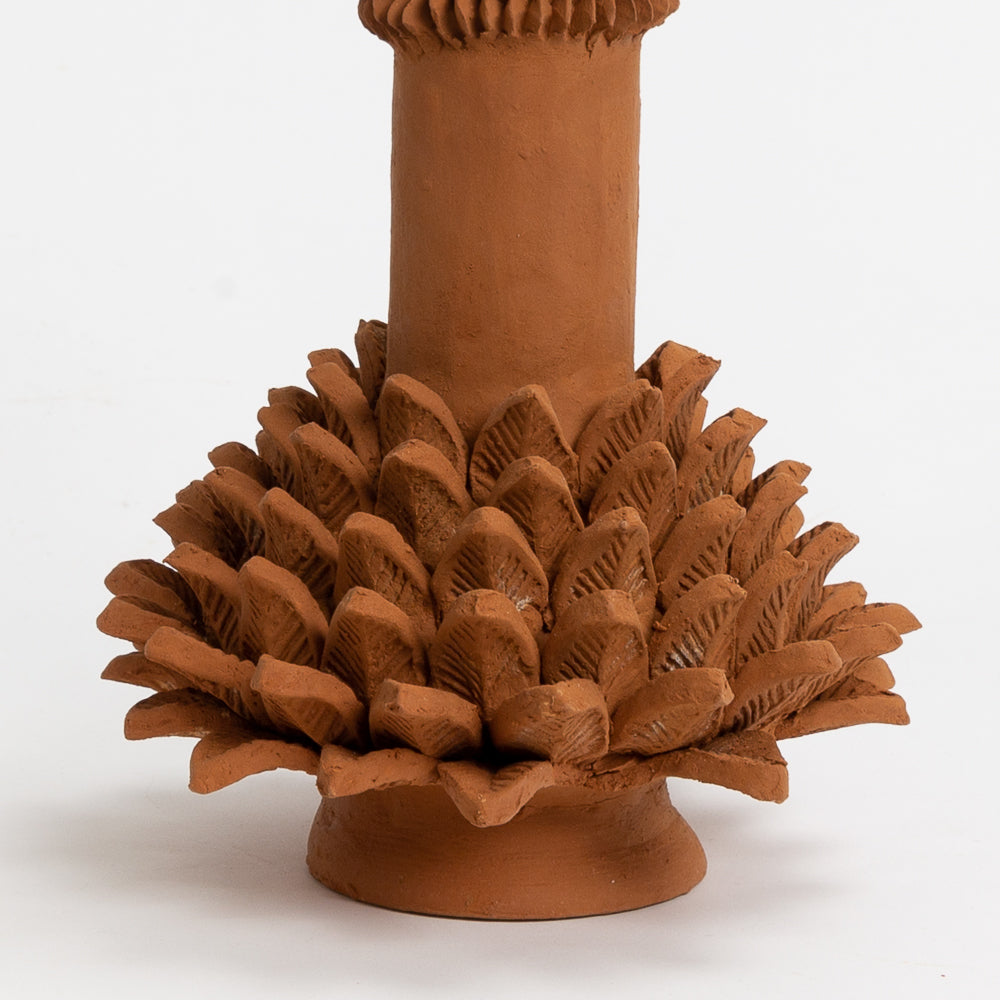 'Reycitos' Clay Leaf Candlestick Holder