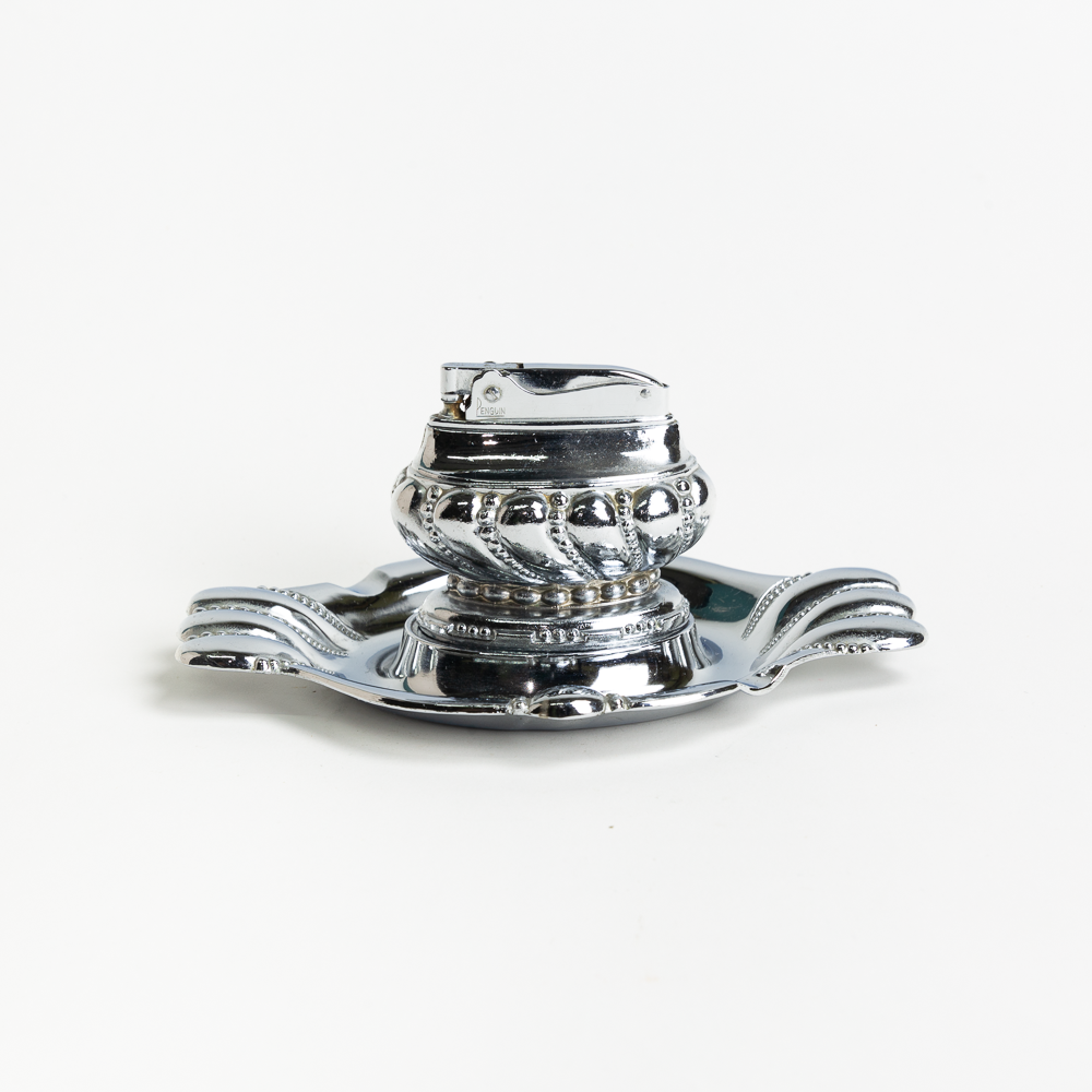 Penguin Table Lighter and Tray Circle