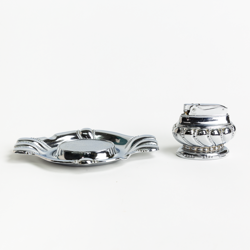Penguin Table Lighter and Tray Circle
