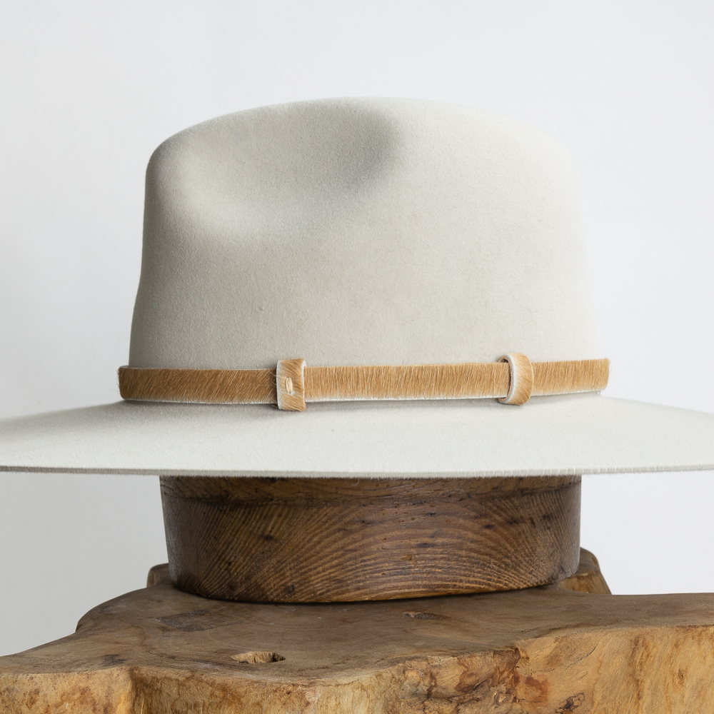 Cowhide Hat Band - Light Tan – Maufrais-Austin