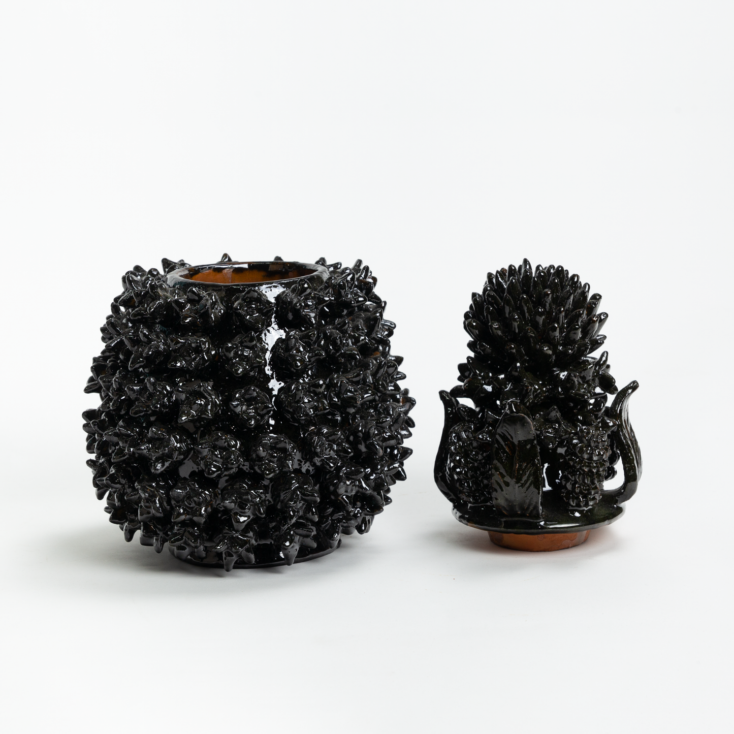 Black Glazed Pineapple Vessel - Piña Huevito