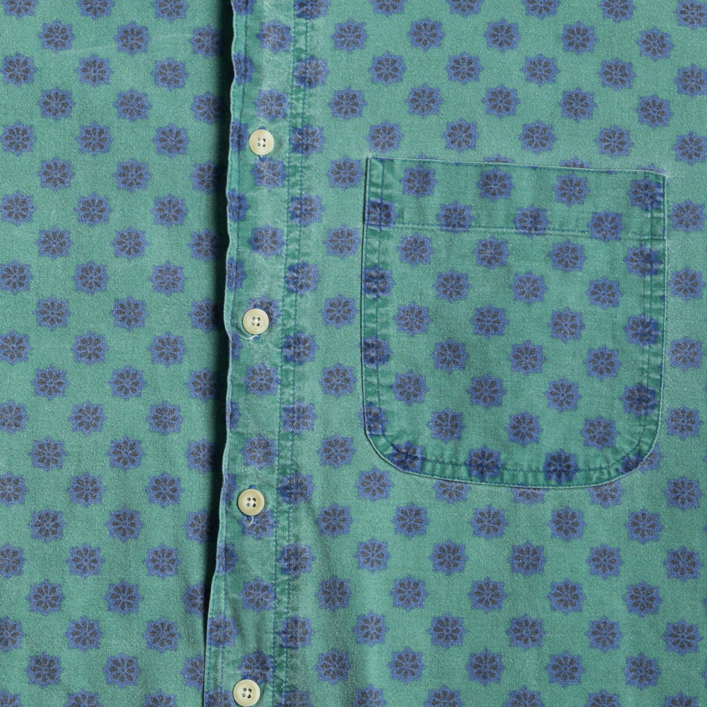 Vintage 90s Starburst Print - Green Purple Short Sleeve Button Up